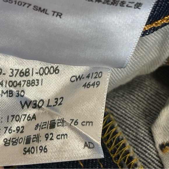 Levis Straight Leg Jeans Mens 30x32 Blue EUC - Picture 9 of 15